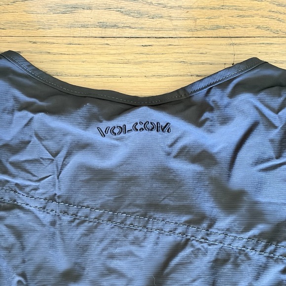 VOLCOM VEST SKATE VITALS ALEC MAJERUS GRAY & BLACK XL - Picture 6 of 8